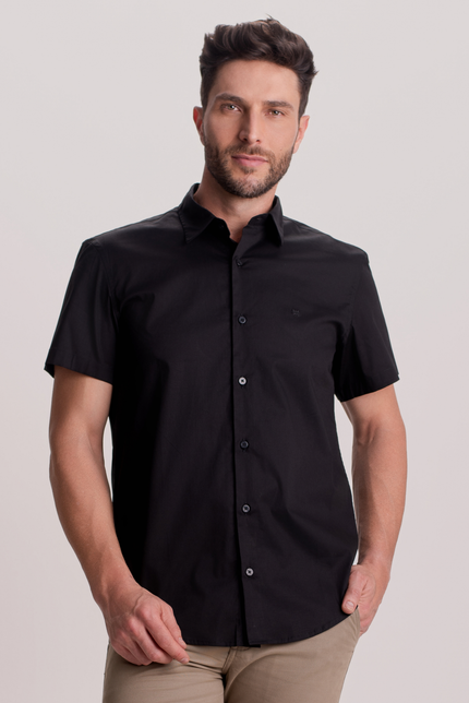 CAMISA BASICA MANGA CURTA EM TRICOLINE COM ELASTANO