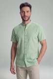 CAMISA EM LINHO COM MANGAS CURTAS