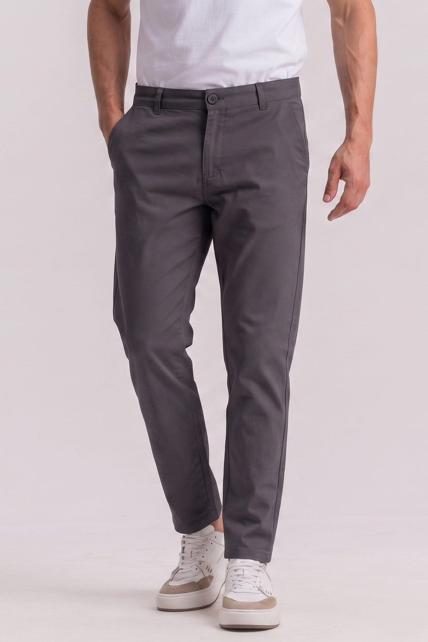 Calça Slim Masculina em Sarja
