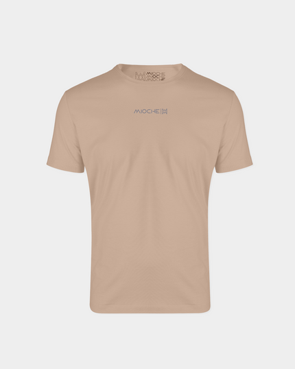 T-SHIRT BÁSICA APLICAÇÃO LOGO