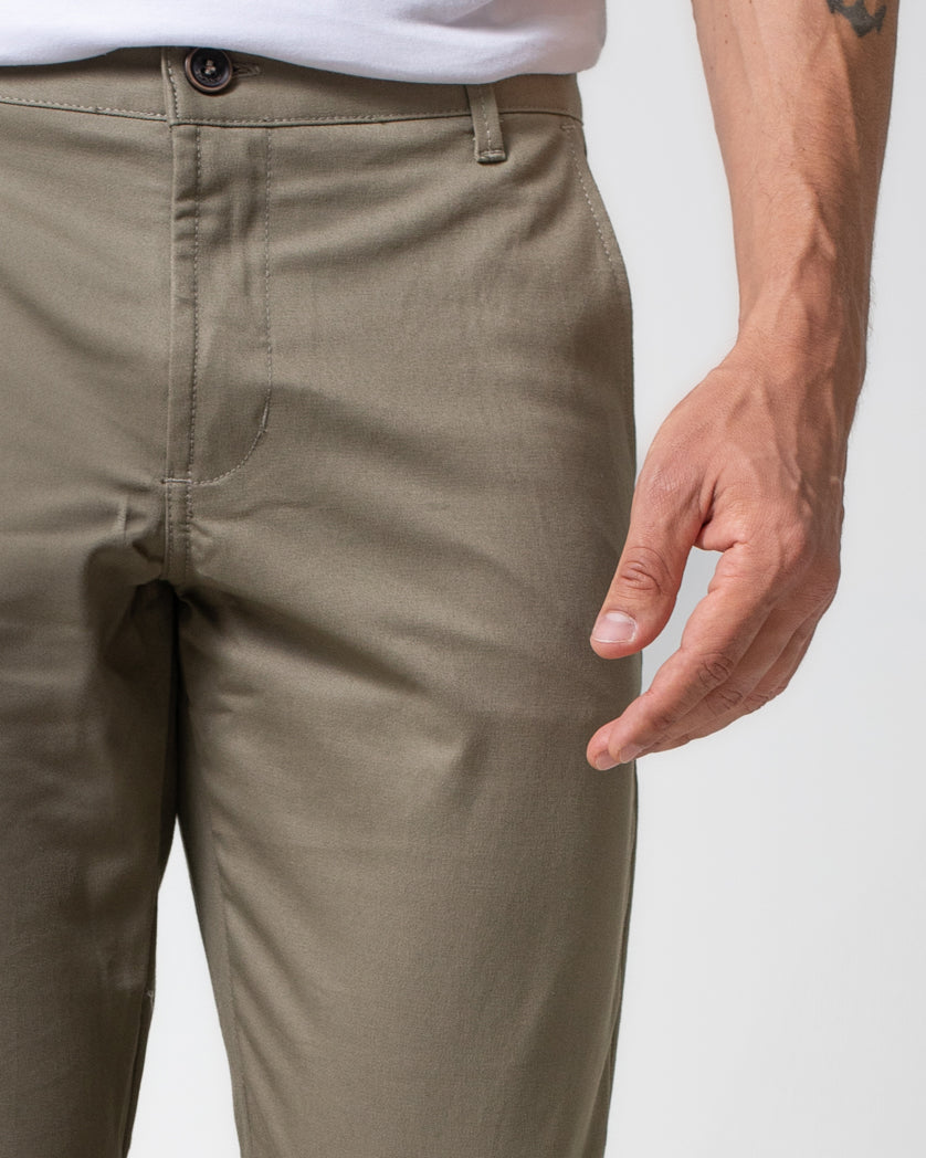 CALÇA SARJA BASICA BOLSO FACA