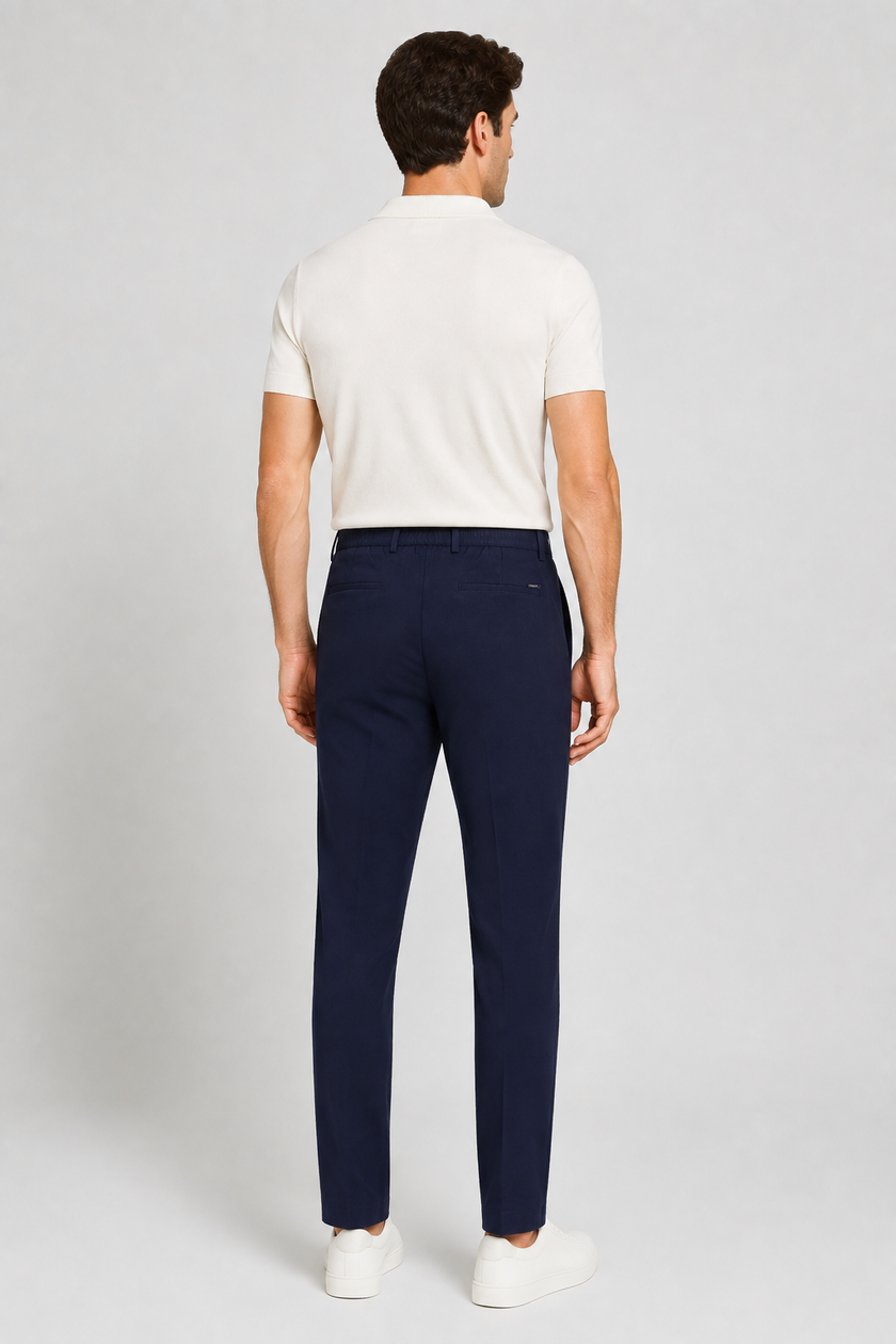 Calça Slim Taper Tecnológica